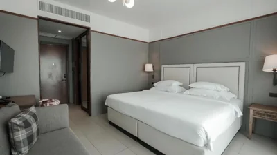 수영장 전망 디럭스룸 — Sugar Marina Hotel -AVIATOR- Phuket Airport